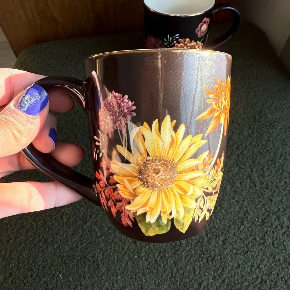William Sonoma California Harvest Bloom Coffee Gold‎ Rimmed Floral Mug Set Of 2